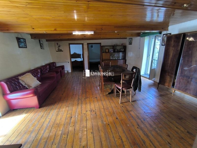 Foto 3c86ff6d-511a-4197-8adc-7233ba92f2b3. Casa a Peroxa (A)
