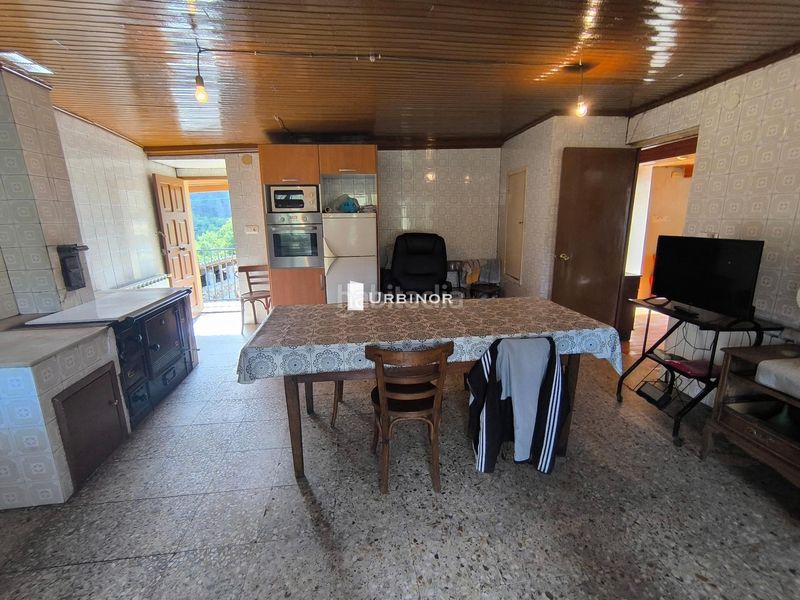 Foto 55507050-834c-4d0f-bbbc-cb78a39cb5e1. Casa a Peroxa (A)