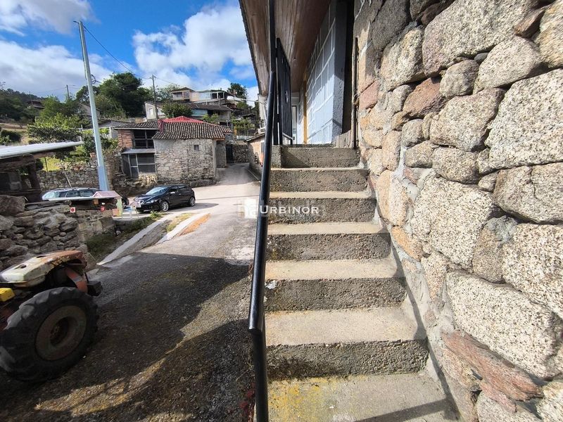Foto 87a024d7-9a10-4940-950b-0e4ec6af0b3c. Casa a Peroxa (A)