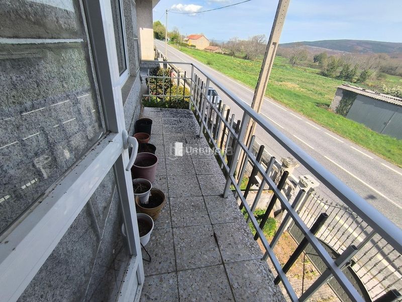 Foto 34e90a9d-4f0a-43d9-b507-8f9d50bb19dd. Casa amb calefacció aparcament a Baltar