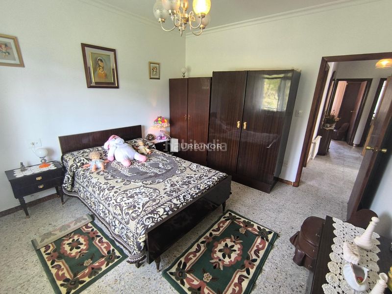 Foto 54b0a57c-3427-4fe8-871f-ac254dc18e76. Casa amb calefacció aparcament a Baltar