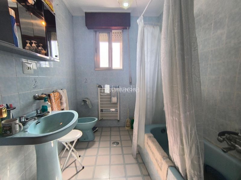 Foto f2aae79f-6bdd-4a9b-9e8f-1468f5d55eb2. Casa amb calefacció aparcament a Baltar