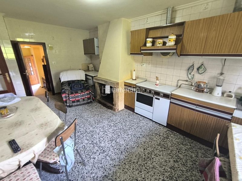 Foto f8177199-7eb3-4879-93de-532bc784b542. Casa amb calefacció aparcament a Baltar
