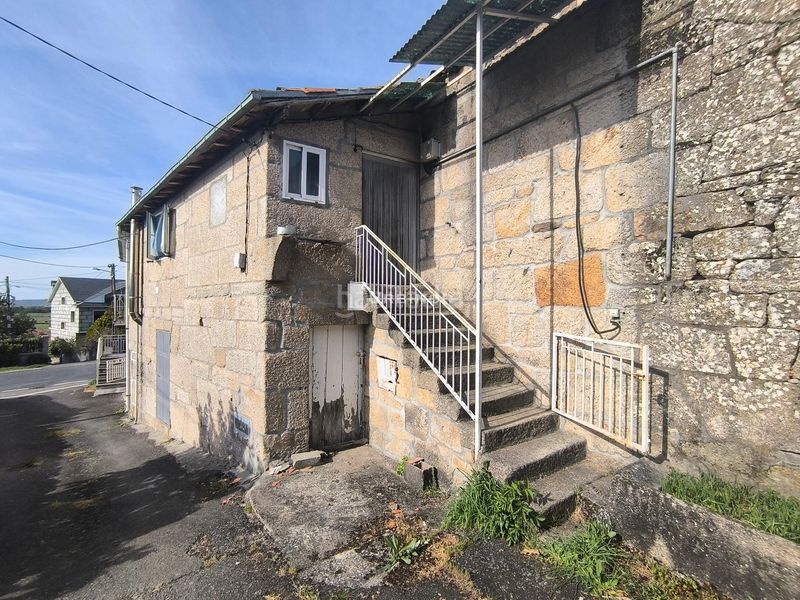Foto 1e89e9e3-0b7f-4382-b914-8e1c4bb599c0. Casa a Trasmiras
