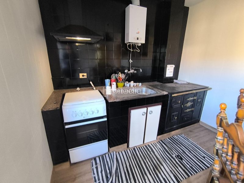 Foto 173ff95f-1d8e-432a-a117-23e6a70a74f5. Casa amb aparcament a Arnoia (A)