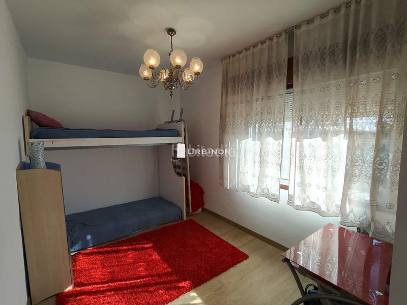 Foto 9c6997e3-132a-49db-9a7b-c07976885926. Casa amb aparcament a Arnoia (A)