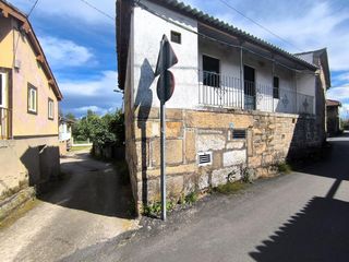 Casa en San Cibrao das Viñas