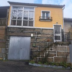 Maison à Parada de Sil. Casa habitable, en plena ribeira sacra. a 7 km. parada de sil