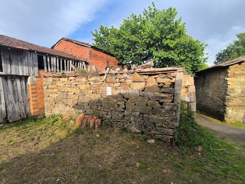 Foto 96ab8722-9d81-47ae-8f1a-efa6d2c6f34d. Casa a Cartelle