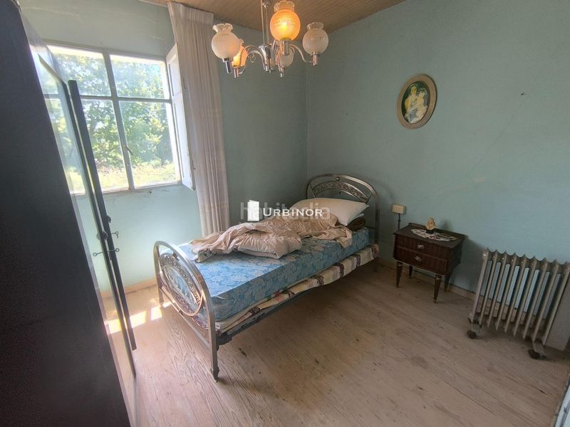 Foto d07cdd14-9644-4f0a-8bf7-dc3a01d21fb2. Casa amb aparcament a Merca (A)