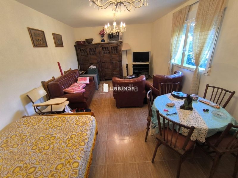 Foto a5147de1-e6ee-4bfe-a331-dfe9e69754f7. Casa amb aparcament a Nogueira de Ramuín