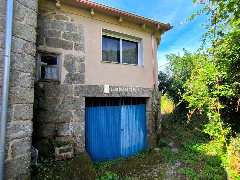 Foto ff5e6995-2cb6-42a5-a81c-325e24560e8d. Casa amb aparcament a Nogueira de Ramuín
