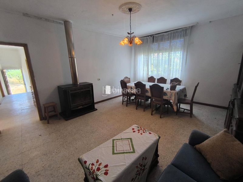 Foto c31c9ed0-251e-4dcd-9a8f-10cff1503a7a. Casa amb aparcament a Trasmiras