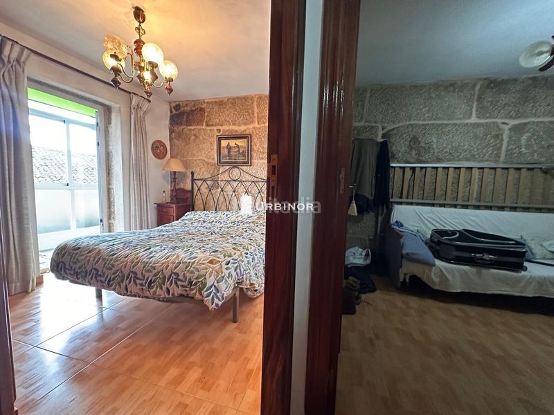 Foto 2c55a97c-f725-495b-94b2-f54f38009d7a. Casa amb calefacció a Rairiz de Veiga