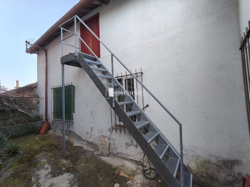 Foto 898717cc-483d-48c6-8c7e-eceb928b2563. Casa amb calefacció a Ventiun Ourense