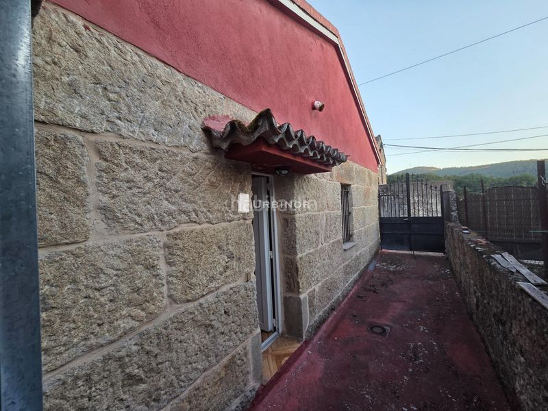 Foto bf3e5001-3fb7-42c6-a137-0cead1203327. Casa amb calefacció a San Rosendo Ourense
