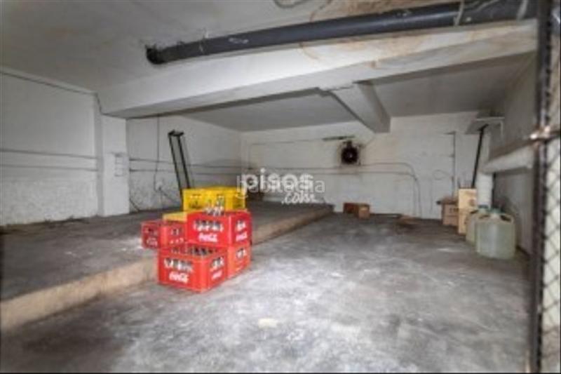 Foto 28063988-71d2-437d-a872-cfb1879d291f. Local comercial a Las Delicias Zaragoza