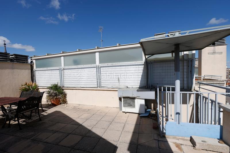 Foto 656dc27a-d446-42d7-9514-0d52d85aad45. Alquiler ático gran ático en alquiler en San José alto. terraza solarium de 90 m². en Zaragoza