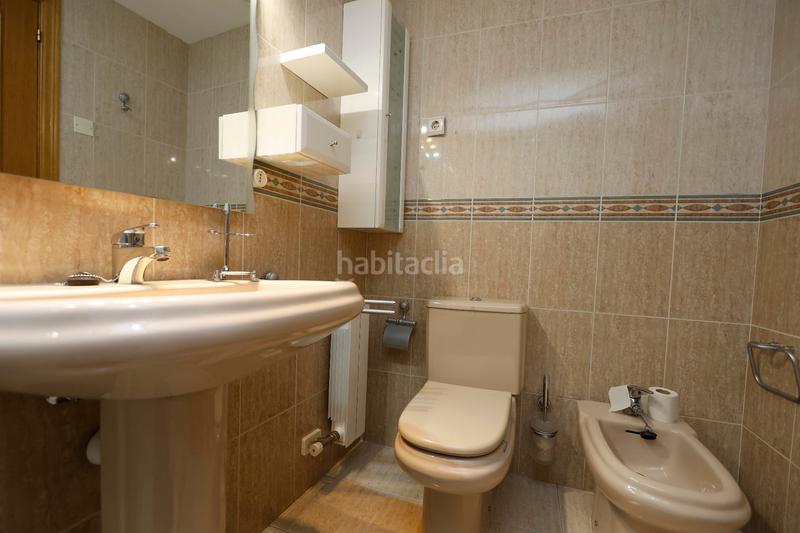 Foto 6a9b13d7-a852-4efe-bf73-caa27a4bb5ed. Alquiler ático gran ático en alquiler en San José alto. terraza solarium de 90 m². en Zaragoza