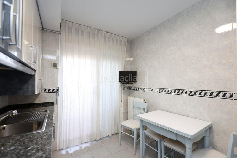 Foto 6b48d8e7-7b3e-4807-abfc-a1c8e1866d3b. Alquiler ático gran ático en alquiler en San José alto. terraza solarium de 90 m². en Zaragoza