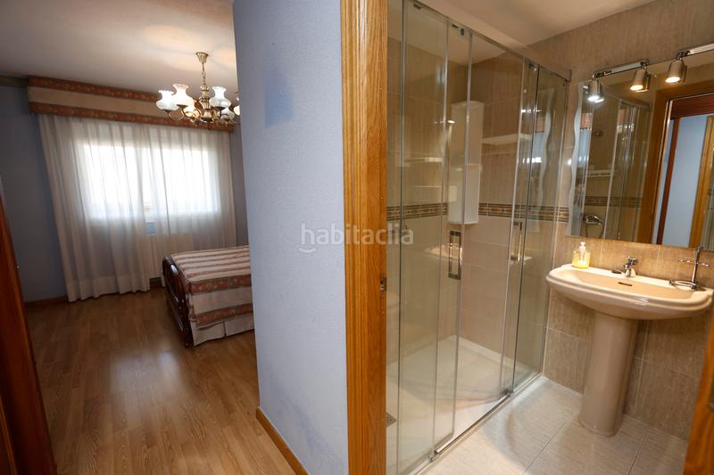 Foto bdab3874-976d-4893-83fb-302cf42b9dda. Alquiler ático gran ático en alquiler en San José alto. terraza solarium de 90 m². en Zaragoza