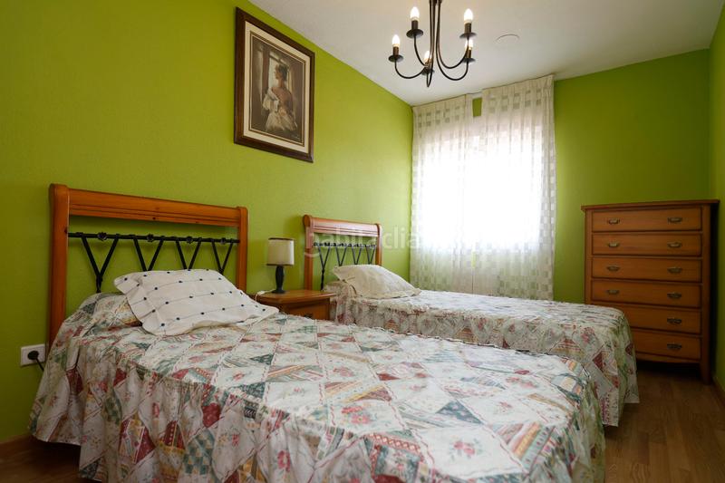 Foto da02b713-a2bb-4508-afdd-51c31185967d. Alquiler ático gran ático en alquiler en San José alto. terraza solarium de 90 m². en Zaragoza