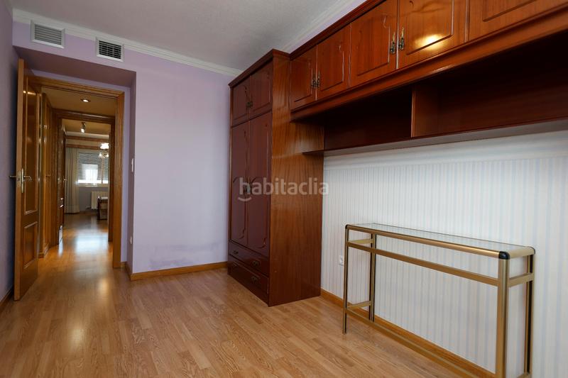 Foto ee60bf33-3b5c-47ae-9651-6e5b216277c4. Alquiler ático gran ático en alquiler en San José alto. terraza solarium de 90 m². en Zaragoza