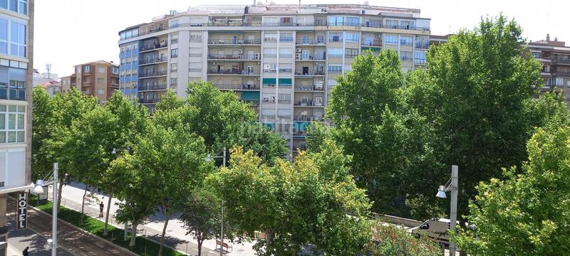 Foto f7192648-2a1c-4cd8-9a35-369e2dcc3da8. Piso gran piso en venta en pleno centro . en Doctor Cerrada Zaragoza