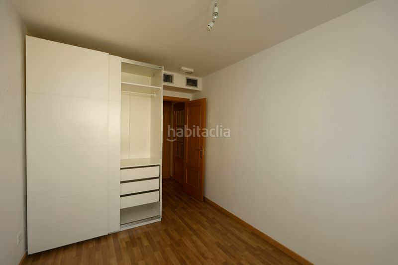 Foto 8d918189-7ab7-4044-97f8-d9fb17f5579e. Apartament amb calefacció piscina a Valdespartera Zaragoza