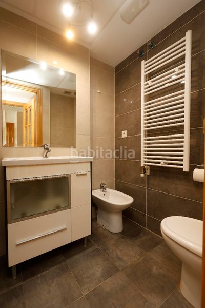 Foto a36bd523-7271-43e2-bf02-4629ebbc4471. Apartament amb calefacció piscina a Valdespartera Zaragoza