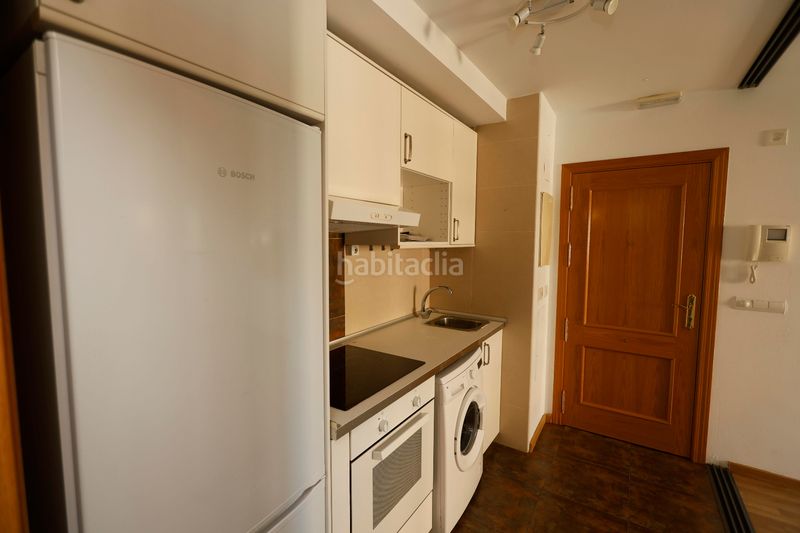 Foto a9c0a50f-e133-41a5-b89e-27c9b009817c. Apartament amb calefacció piscina a Valdespartera Zaragoza