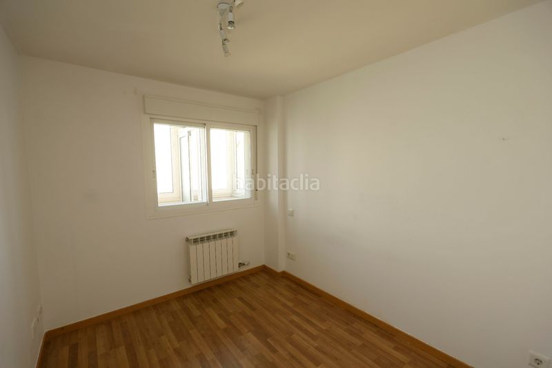 Foto b392f2f7-2f31-436c-b2ff-7c7ad7531bdc. Apartament amb calefacció piscina a Valdespartera Zaragoza