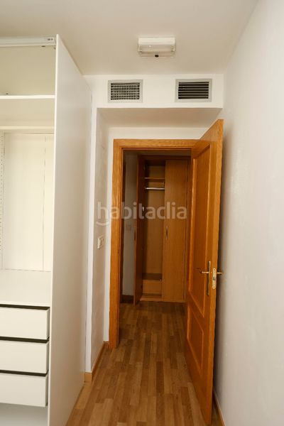 Foto ca5b8db6-3959-471c-b54c-d63126f64fb1. Apartament amb calefacció piscina a Valdespartera Zaragoza