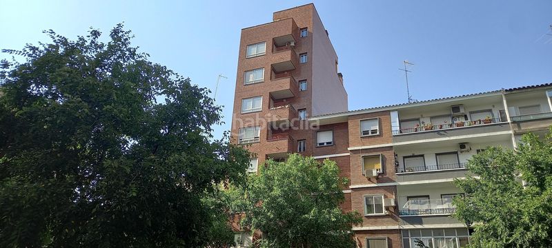 Foto a215e897-124e-41d4-81f9-36217f53f381. Edificio  completo en venta en almozara. planta baja + siete alturas. excelente situación. en Zaragoza