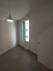 Location Appartement  Carrer del rec. Piso reformados dos dormitorios, luminoso en born