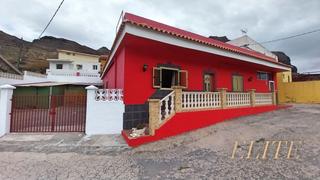 Mas  Calle castillo