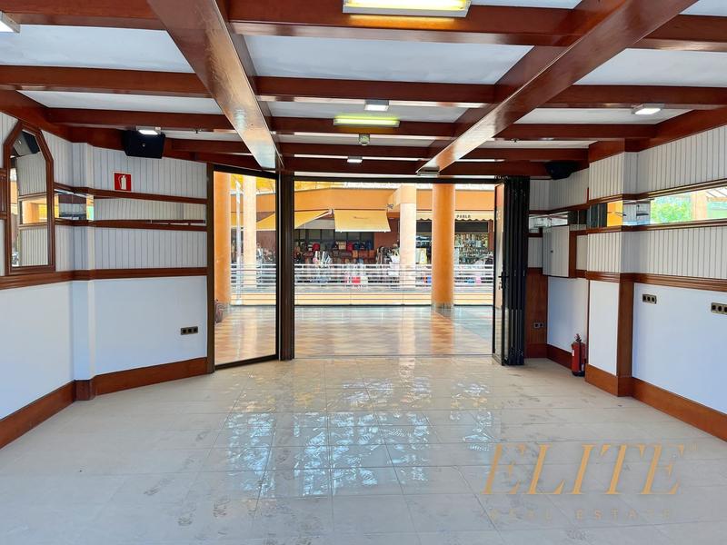 Foto 88ee7274-ac6c-45ef-8fda-107506a355e5. Local comercial en calle mar mediterráneo 0 en Maspalomas - Meloneras San Bartolomé de Tirajana