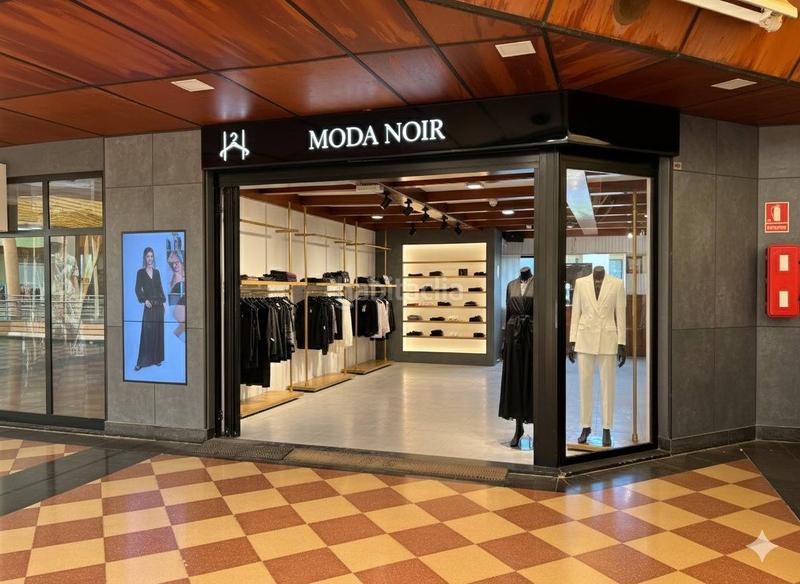 Foto 39612b90-58d4-44a0-8db4-4bd1f77f0e77. Local commercial dans calle mar mediterráneo 0 dans San Bartolomé de Tirajana