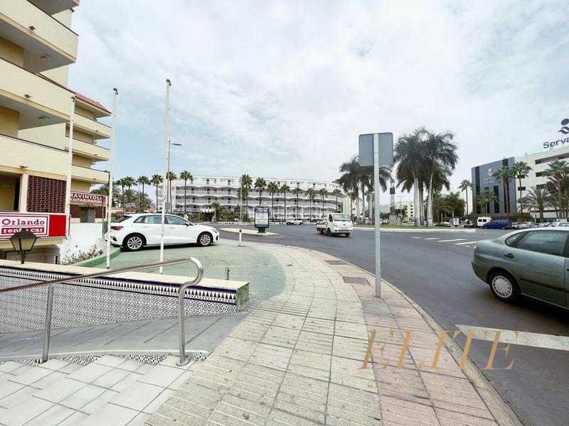 Foto f5d093fc-38f1-4380-a587-d1c413729a51. Flat in avenida de tirajana 25 in Playa del Inglés San Bartolomé de Tirajana