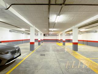 Parking voiture à Tirso de molina 10
