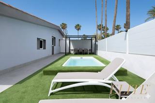 Maison jumelée à Avenida gran canaria de 76