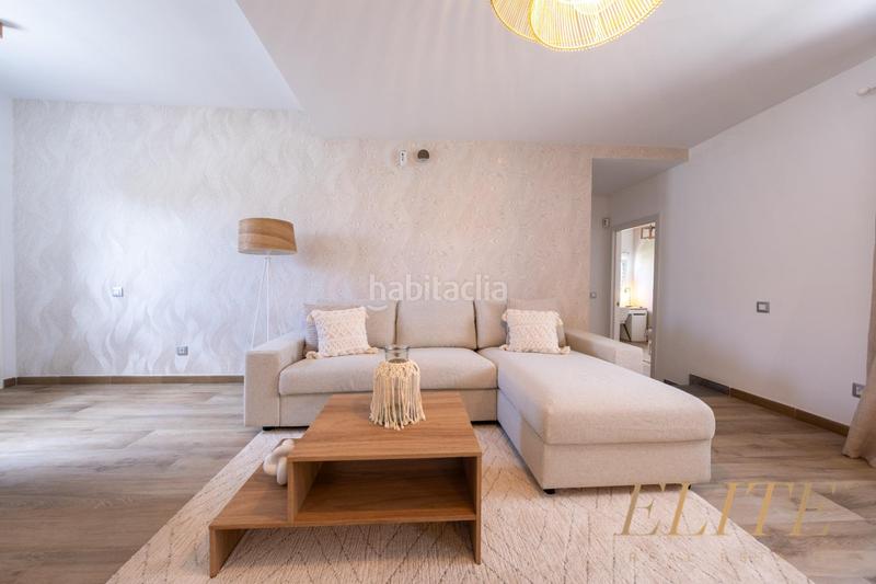 Foto 733ad271-f03b-4502-a2da-a52ba94dc424. Casa aparellada a calle canada 10 a Playa del Inglés San Bartolomé de Tirajana