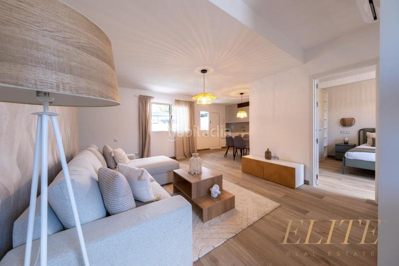 Foto 7dc0fb60-9889-41fc-9759-ff2b4c3aef65. Casa aparellada a calle canada 10 a Playa del Inglés San Bartolomé de Tirajana