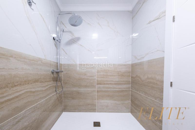 Foto ed16d047-e75a-402f-8ed9-d99207aefca2. Casa aparellada a calle canada 10 a Playa del Inglés San Bartolomé de Tirajana