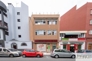 Local Comercial  Calle menendez y pelayo. Local comercial renovado en zona alcaravaneras  102 m