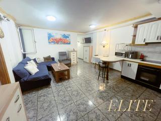 Planta baixa  Calle finlandia. Piso en planta baja en telde con distribución impecable y ambien