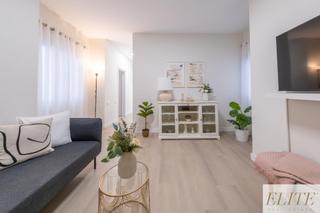 Apartament  Calle triana. Vivienda reformada con encanto en pleno corazón de triana, las p
