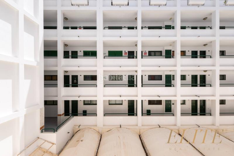 Foto 48585920-d5a5-40f7-80a3-99c48f2e560e. Pis a calle einstein 17 a Sonnenland San Bartolomé de Tirajana