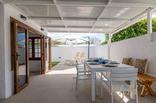 Haus  Avenida de los estados unidos 60. Espectacular bungalow totalmente reformado en los arcos  playa d