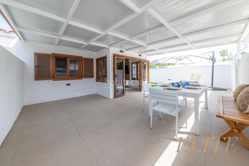 Foto 45eaec38-b822-4ed5-9e74-decb83378980. Casa en avenida de los estados unidos 60 espectacular bungalow totalmente reformado en los arcos Playa del Inglés en San Bartolomé de Tirajana